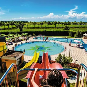 Kemp Victoria Mobilehome In Centro Vacanze San Francesco, Duna Verde